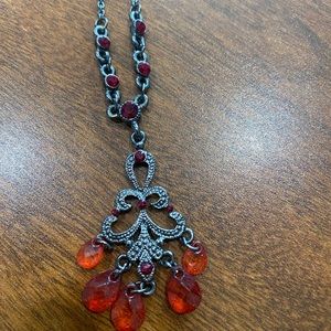 1928 Necklace and earrings